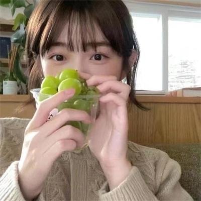 愤世嫉俗者、老鼠和拳头