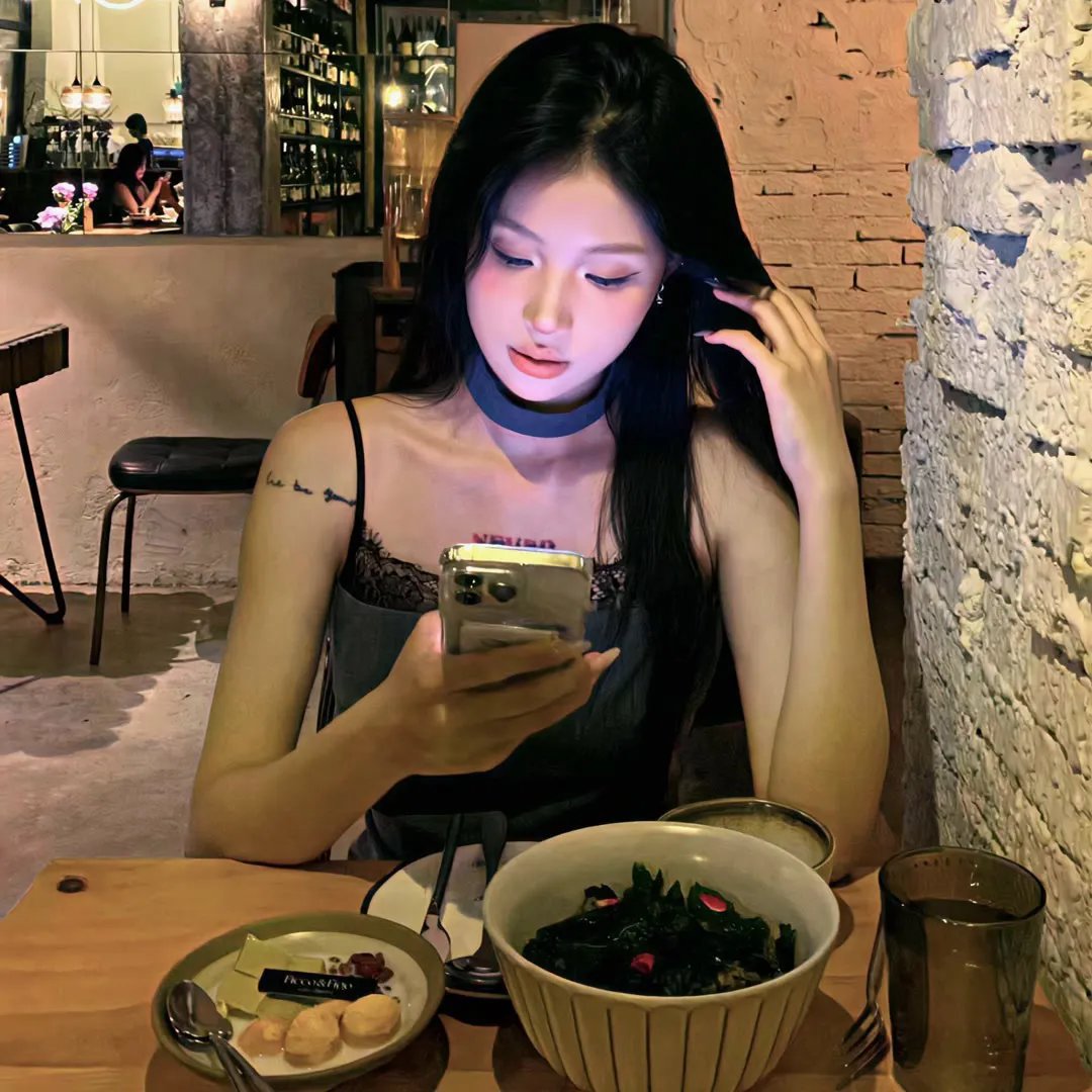 巨蛇闯女校